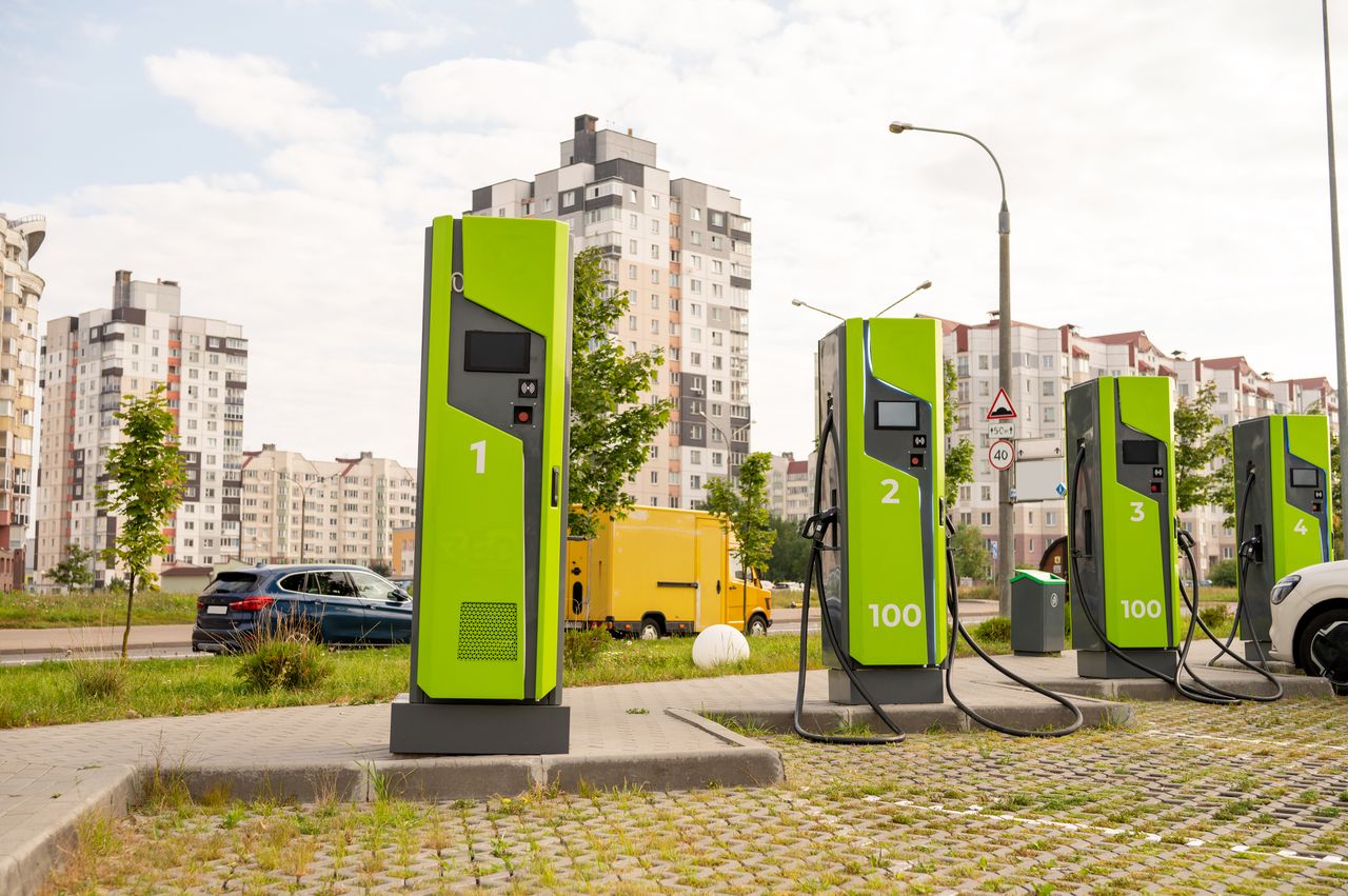 Flottes mixtes en 2026 : comment arbitrer entre PHEV, électrique et thermique